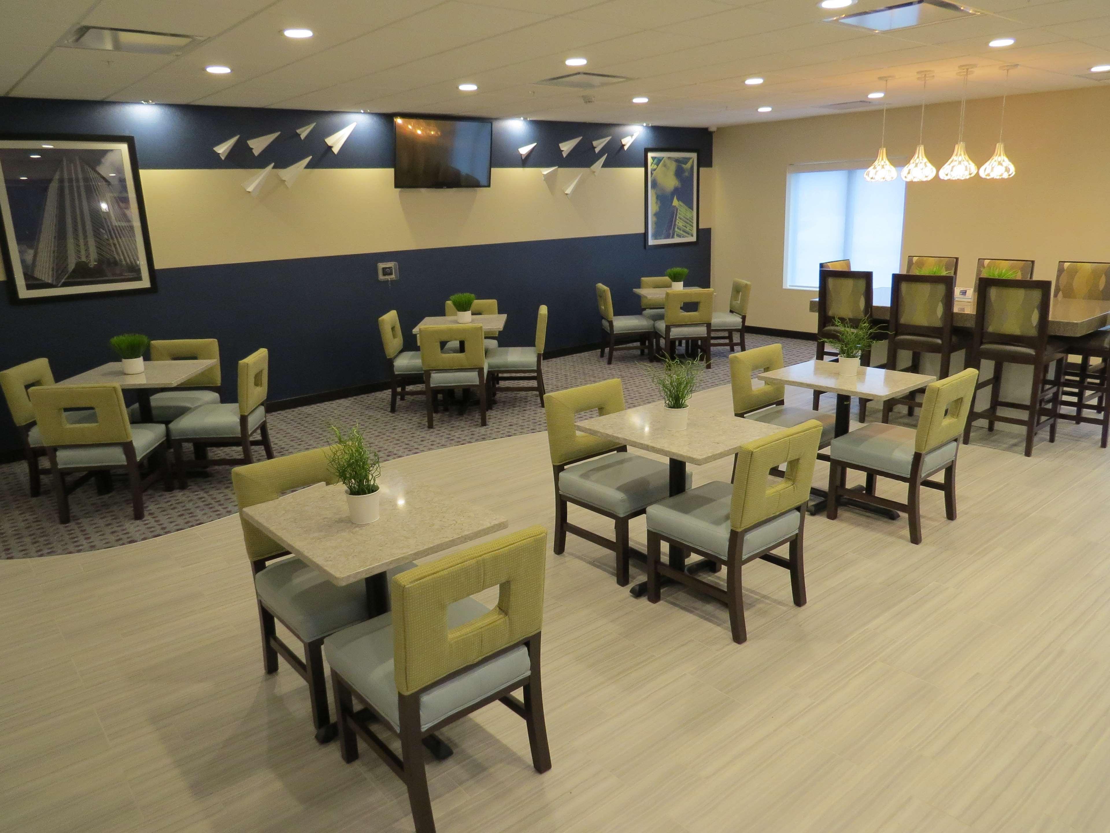 Best Western Plus Midwest Inn Omaha Exterior foto